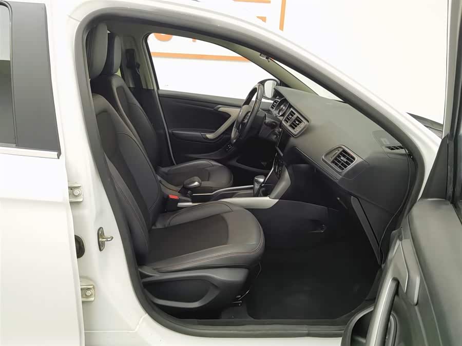 Citroen C3-XR 2015 car image #24