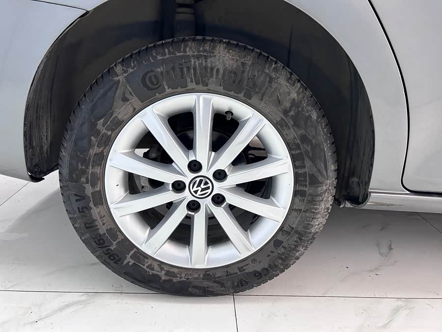 Volkswagen Bora 2012 immagine di auto #24