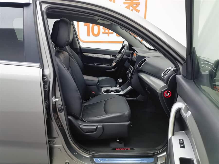 起亚 索兰托 2011 汽车图片 #24