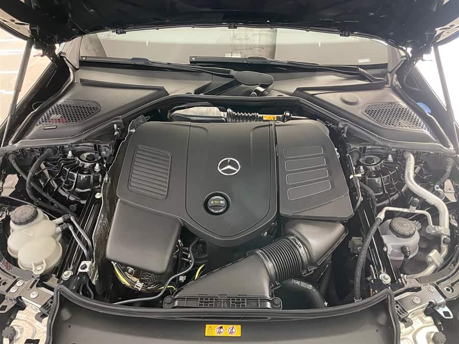 Mercedes-Benz E Class 2024 car image #24