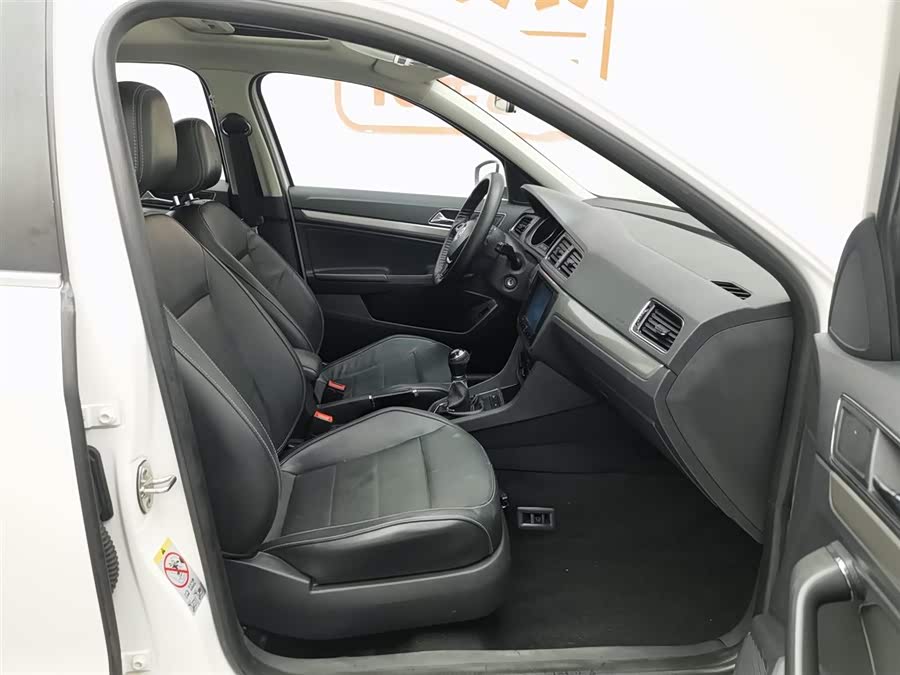 Volkswagen Lavida 2016 car image #24