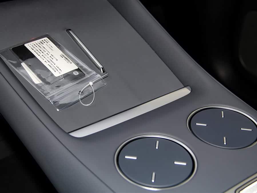 小米汽车 小米YU7 2025 #24 小米汽车 小米YU7 2025 汽车图片 #24