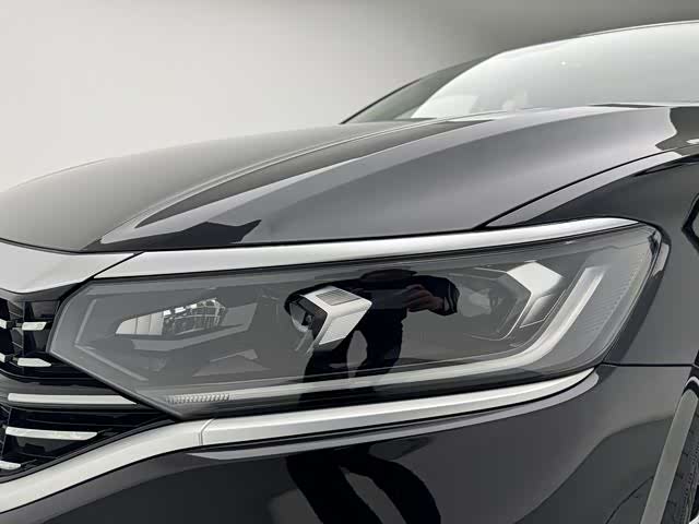 Volkswagen Passat 2023 imagen de coche #24