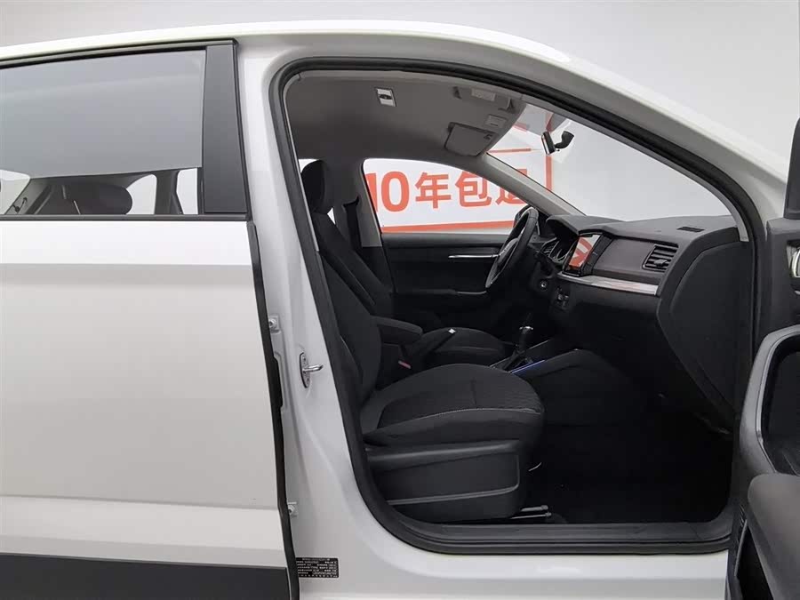 Skoda Kamiq 2020 изображение автомобиля #24