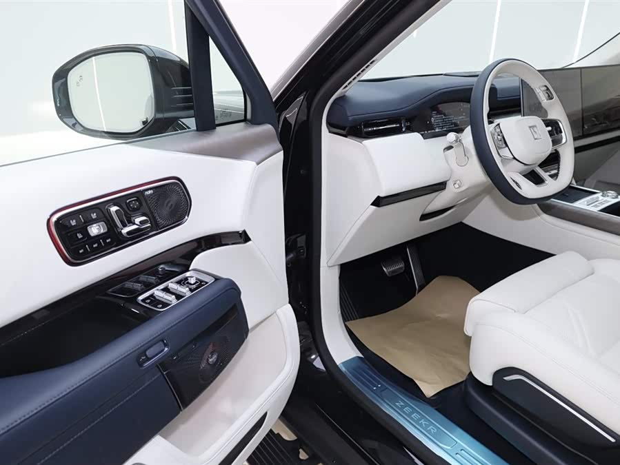 极氪 极氪9X 2026 汽车图片 #24