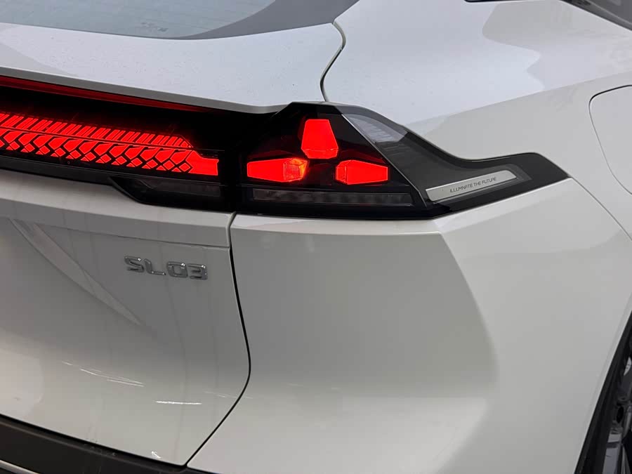 Deepal SL03 image de voiture #24