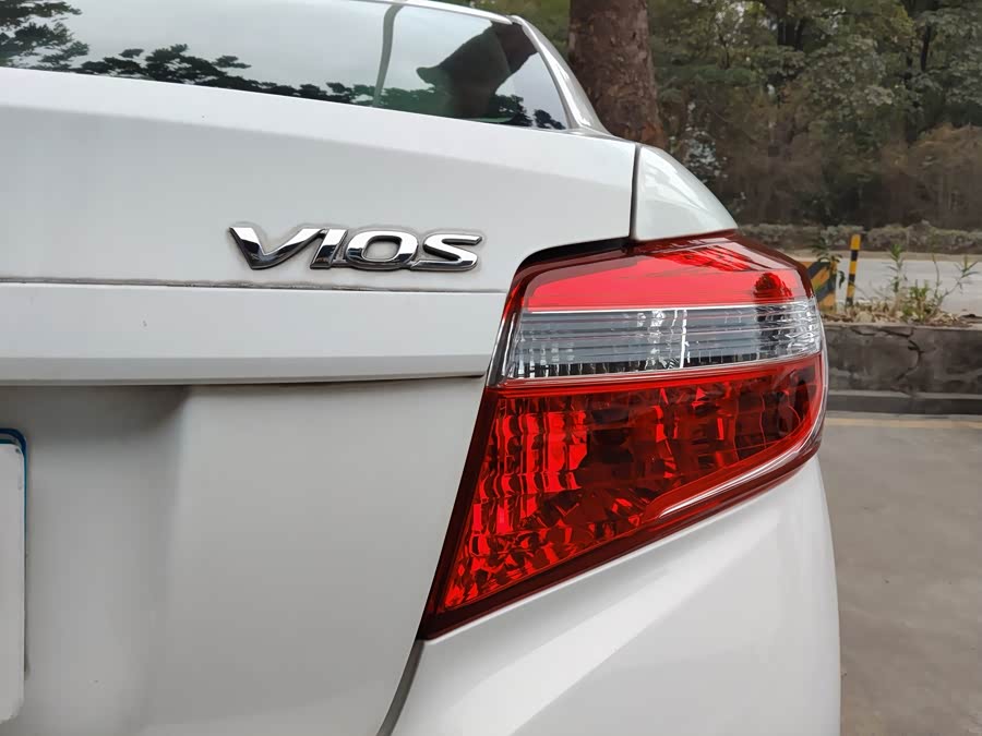 Vios 2015 #24 Vios 2015 car image #24