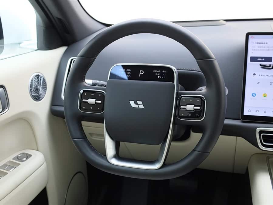 Li L7 2025 صورة سيارة #24