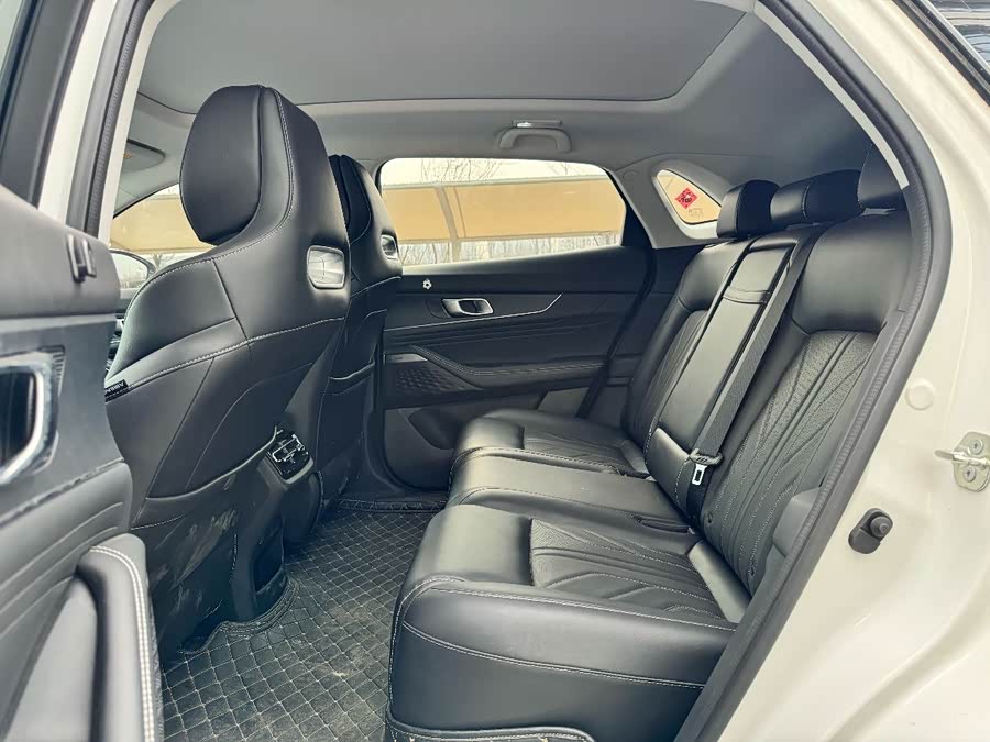 Changan UNI-K 2024 car image #24