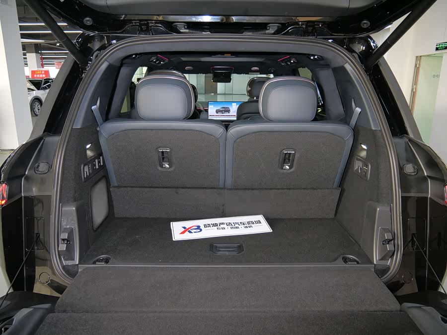 Lynk & Co 900 2025 #24 Lynk & Co 900 2025 car image #24