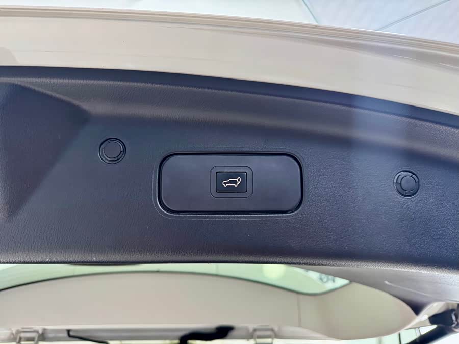 日产 途乐 2019 汽车图片 #24