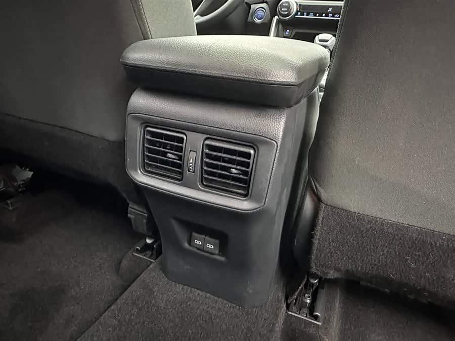 Toyota RAV4 2023 car image #24