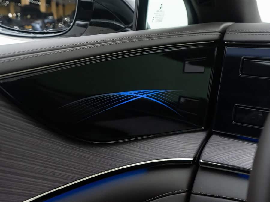 Denza Z9 2024 car image #24