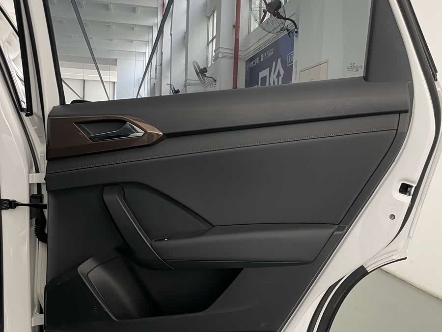 Volkswagen Tharu 2021 #24 Volkswagen Tharu 2021 car image #24