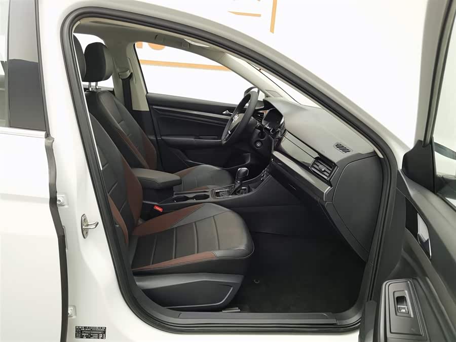 Volkswagen Bora 2019 immagine di auto #24