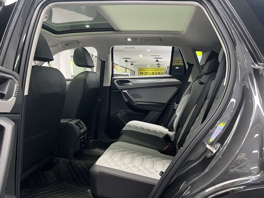 Volkswagen Tayron 2022 car image #24