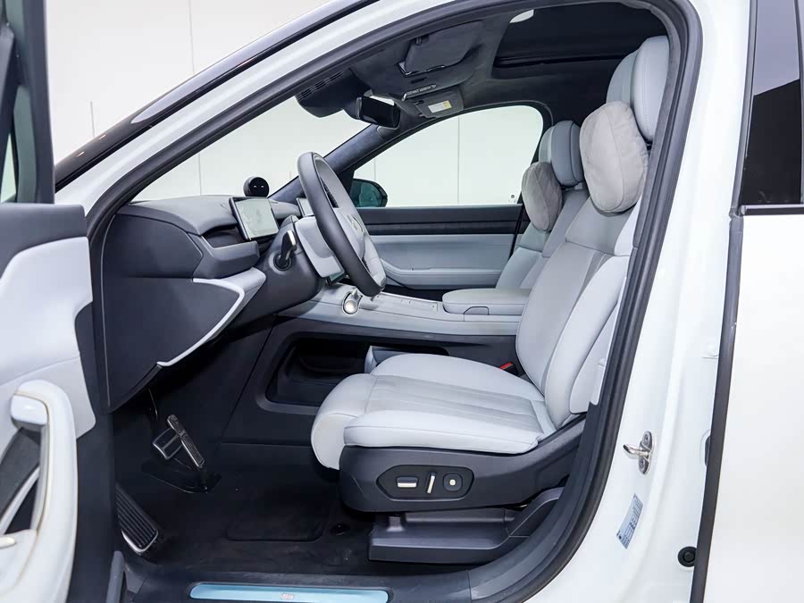 蔚来 蔚来ES8 2024 汽车图片 #24