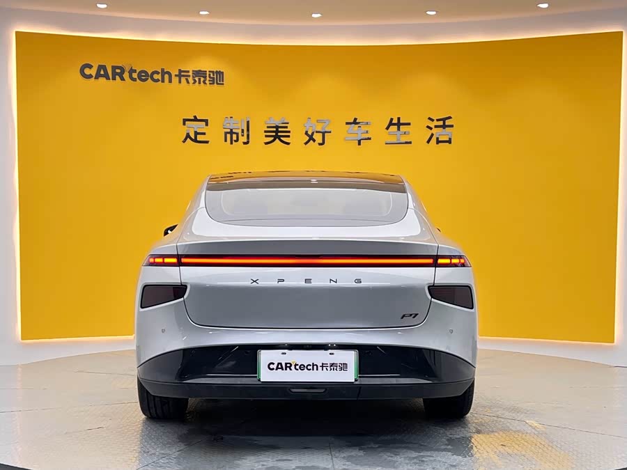 Xpeng P7 2021 صورة سيارة #24