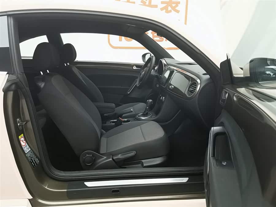 Volkswagen Beetle 2014 immagine di auto #24