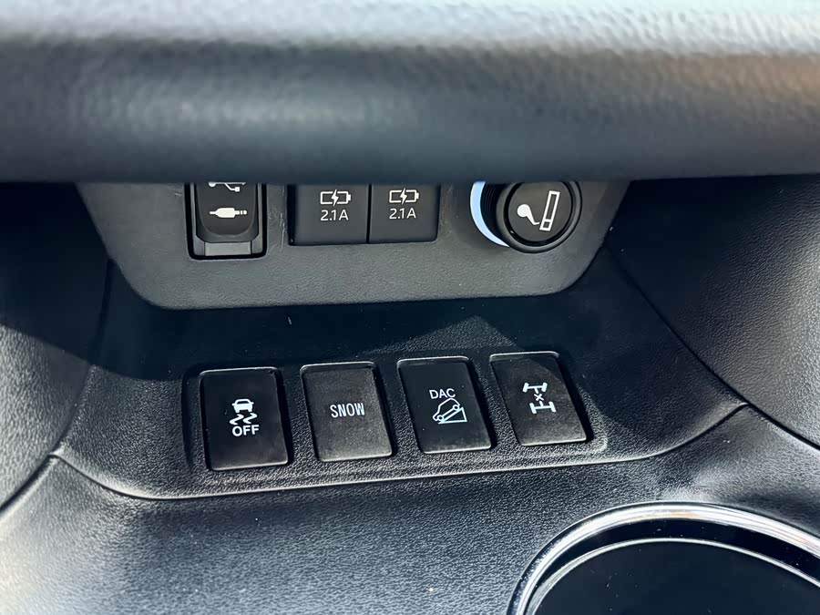 Toyota Highlander 2020 car image #24