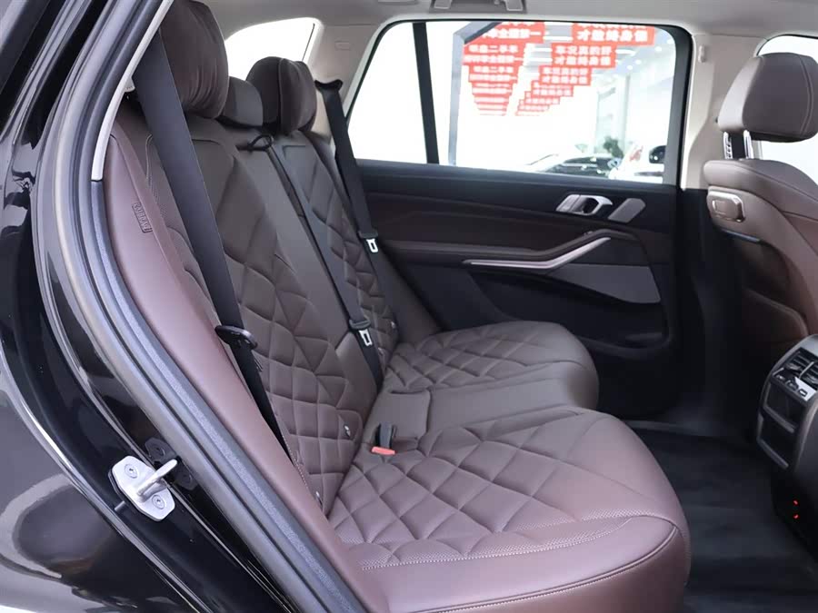 BMW X5 2025 imagen de coche #24