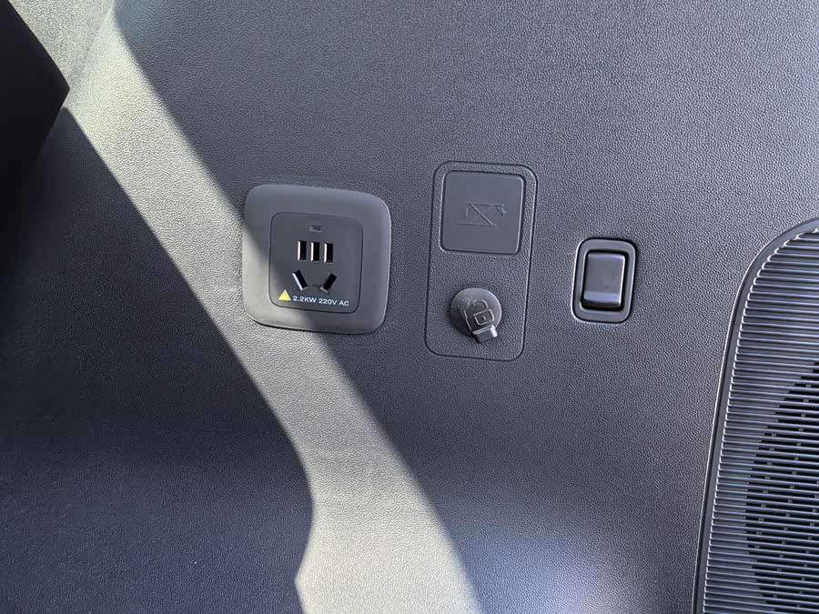 FangChengBao Tiger 7 2025 immagine di auto #24