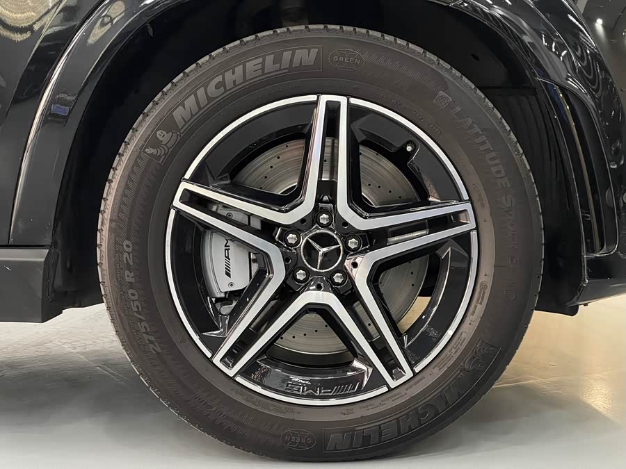 Mercedes-Benz GLE AMG 2020 immagine di auto #24