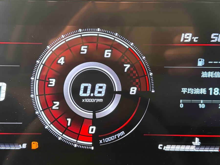 Hyundai Elantra 2021 immagine di auto #24