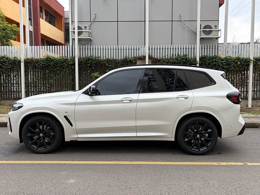 BMW X3 2023 immagine di auto #24
