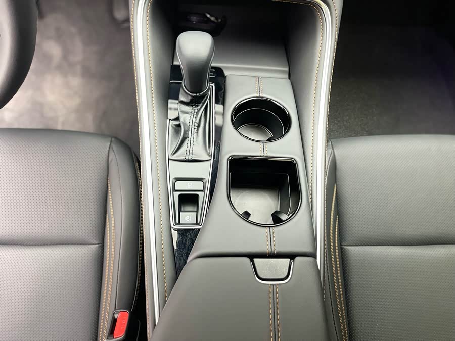 Toyota Avalon 2025 car image #24