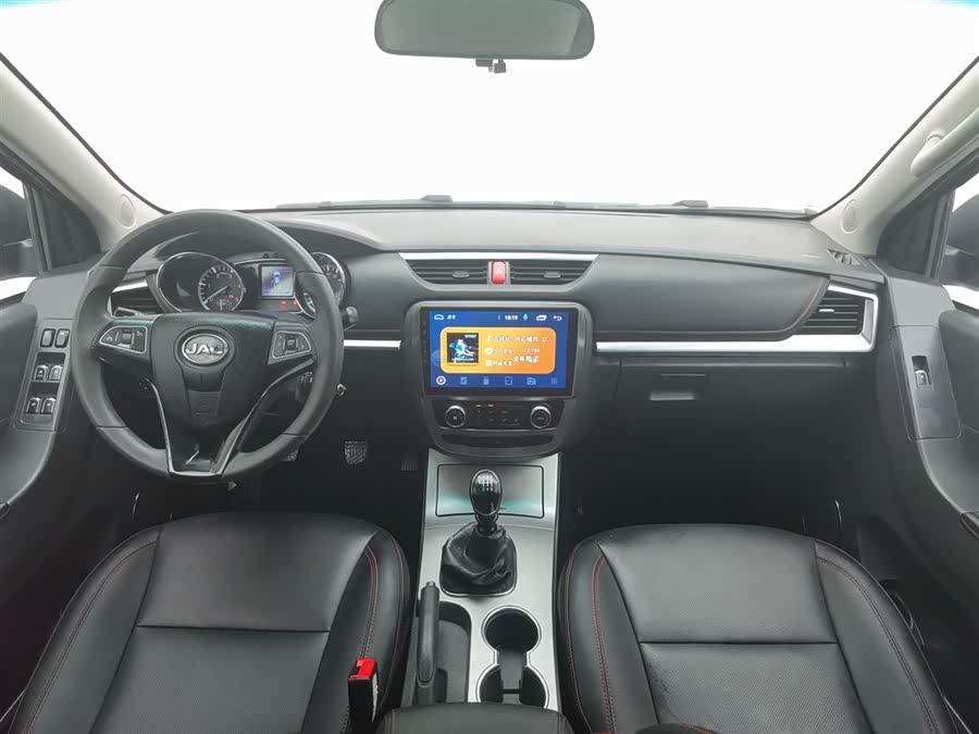 JAC 2023 car image #24