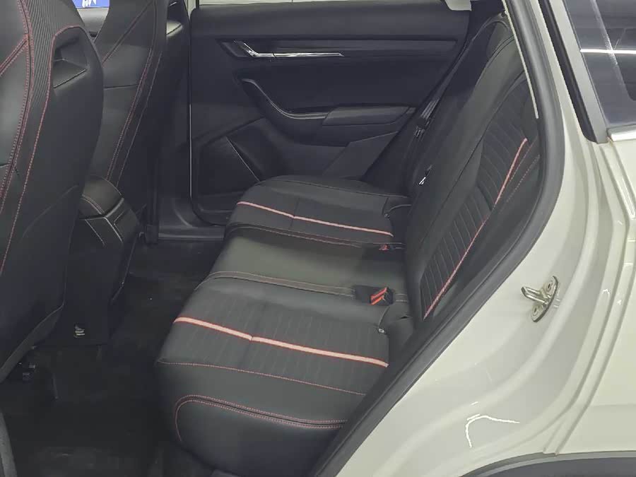 Skoda Kamiq 2019 #24 Skoda Kamiq 2019 car image #24