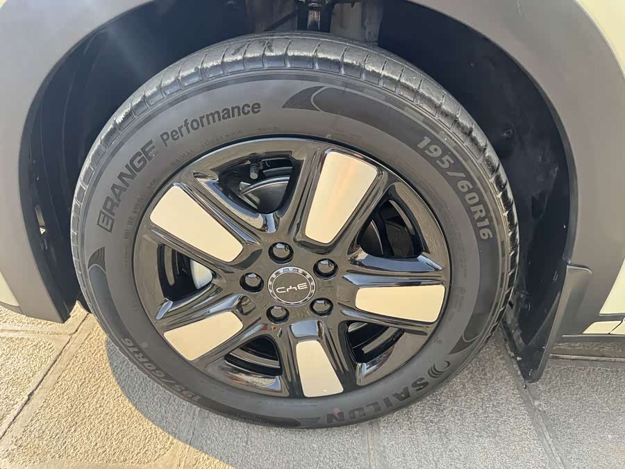 BYD Dolphin 2025 صورة سيارة #24