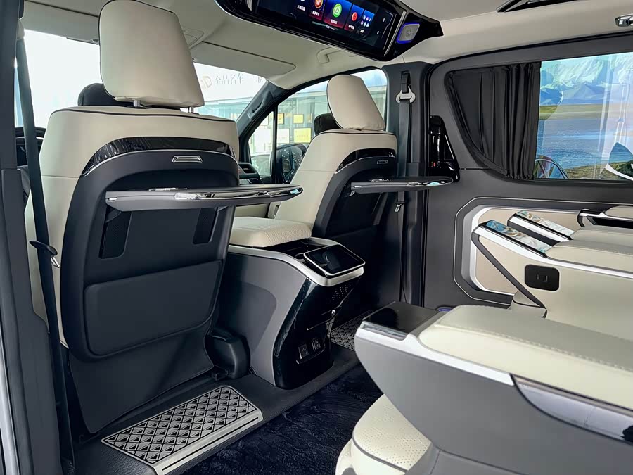 Toyota 2025 car image #24