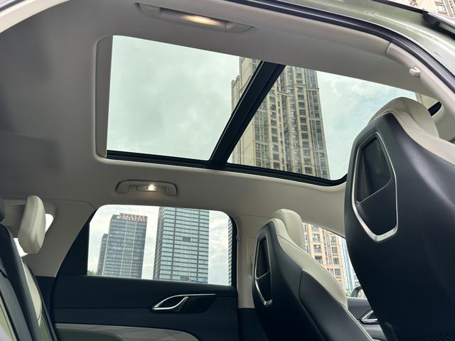 HongQi HS3 2023 #24 HongQi HS3 2023 صورة سيارة #24