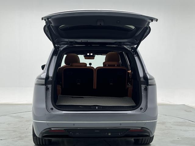 Deepal S09 2025 #24 Deepal S09 2025 car image #24