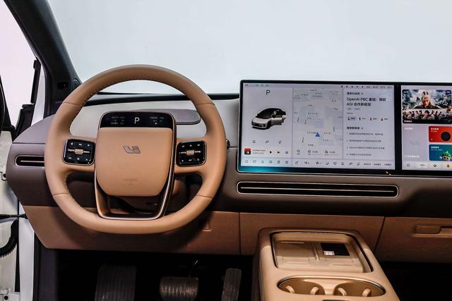 理想汽车 理想i6 2025 汽车图片 #24