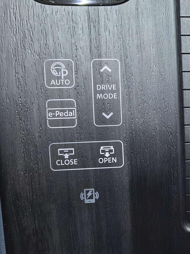 日产 ARIYA艾睿雅 2022 汽车图片 #24