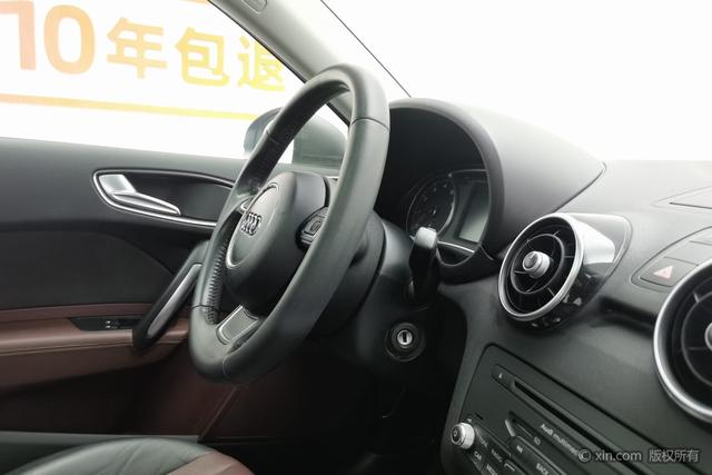 Audi A4 2014 car image #24