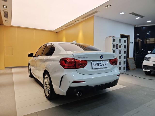 BMW i4 M50 2019 car image #24