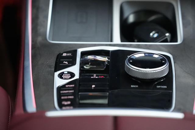 BMW X5 2023 car image #24