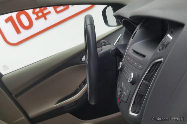 Ford Focus 2015 car image #24