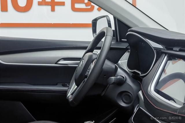 SWM斯威汽车 SWM斯威G01 2020 汽车图片 #24