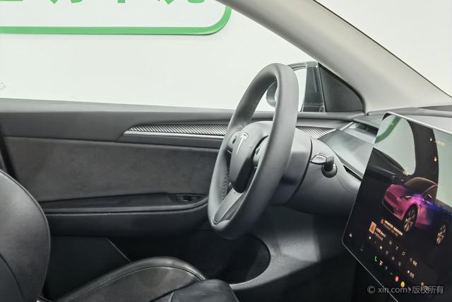 Tesla Model Y 2022 #24 Tesla Model Y 2022 car image #24