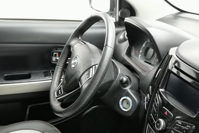 Great Wall M4 2014 car image #24