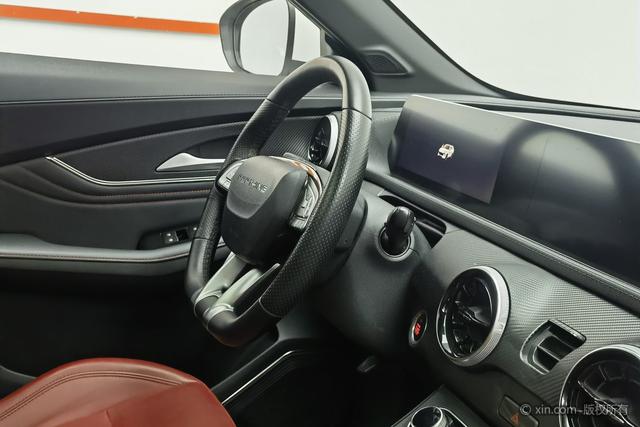 Forthing T5 EVO 2022 imagen de coche #24