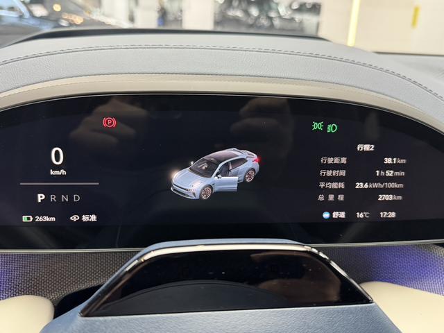 极氪 极氪001 2025 汽车图片 #24