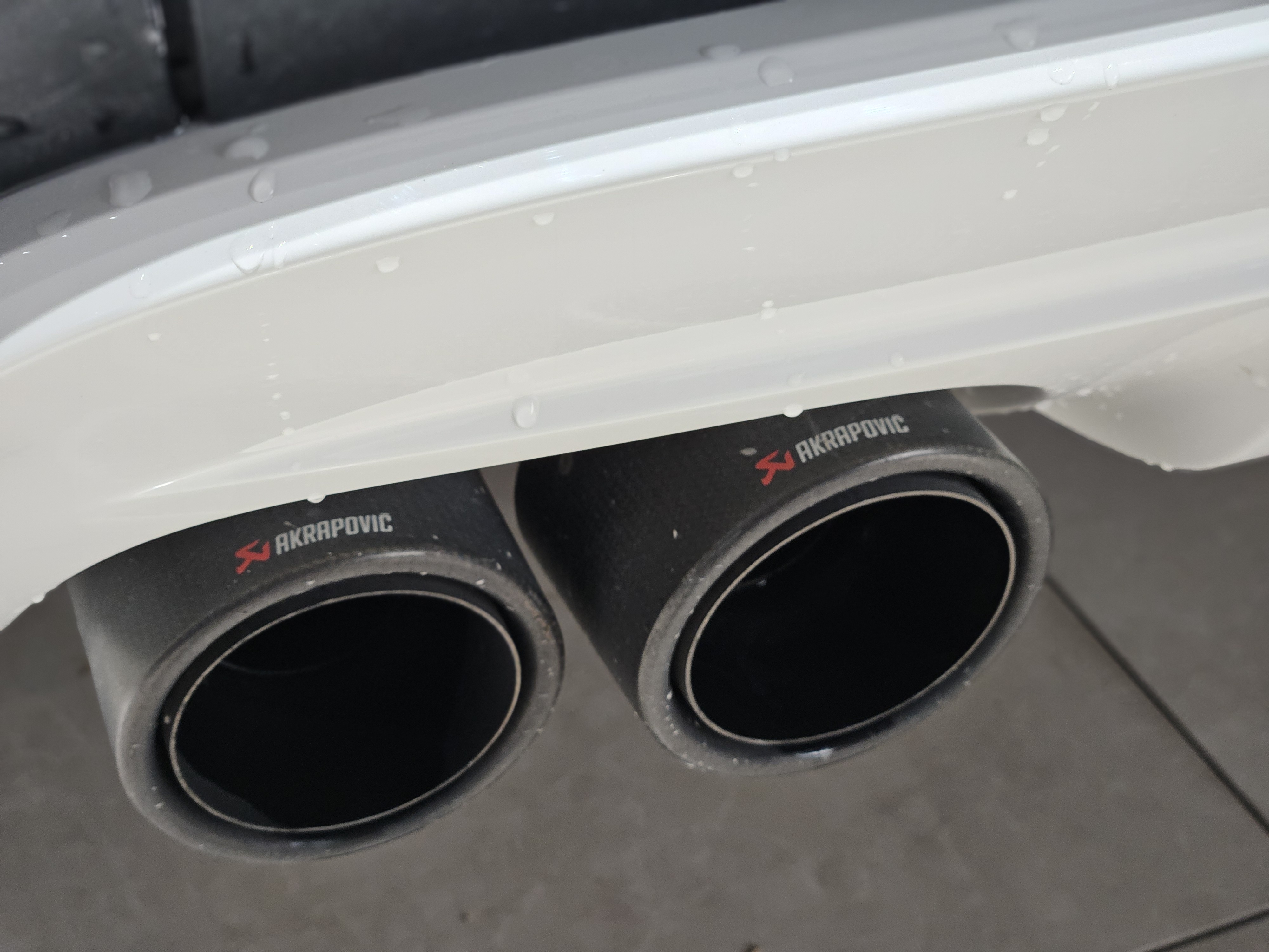 BMW X6 M 2010 immagine di auto #24