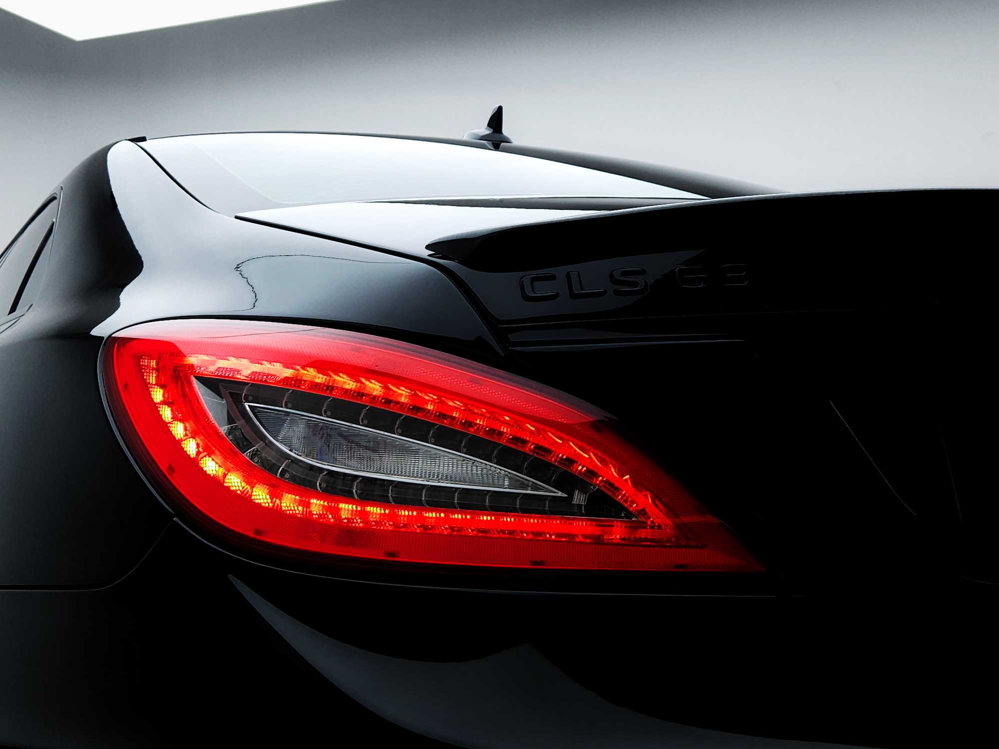 Mercedes-Benz CLS AMG 2012 #24 Mercedes-Benz CLS AMG 2012 car image #24