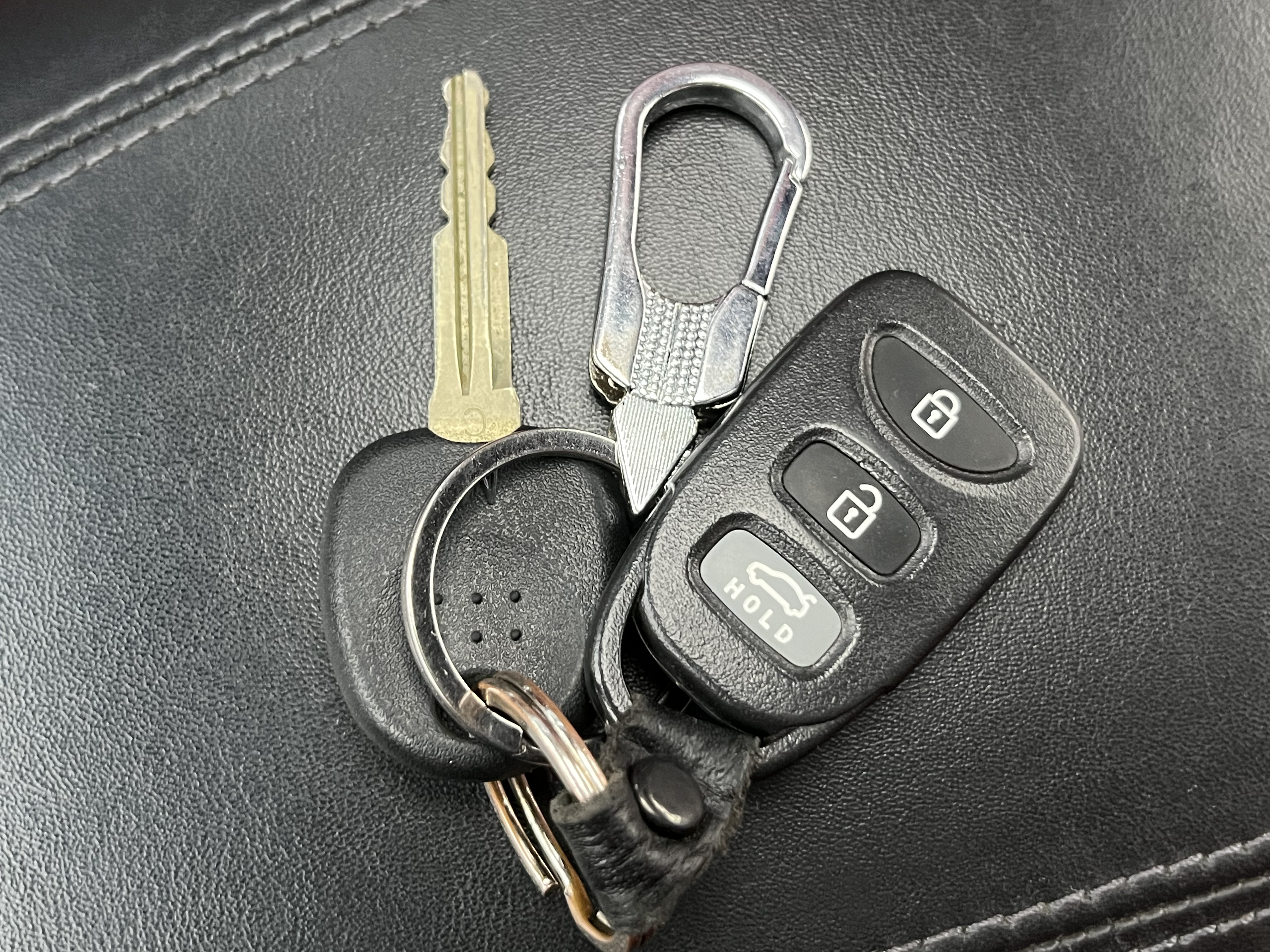 Hyundai Coupe 2014 car image #24